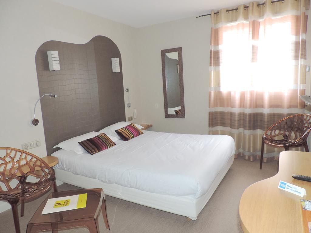 מוריאק Auv'Hotel מראה חיצוני תמונה