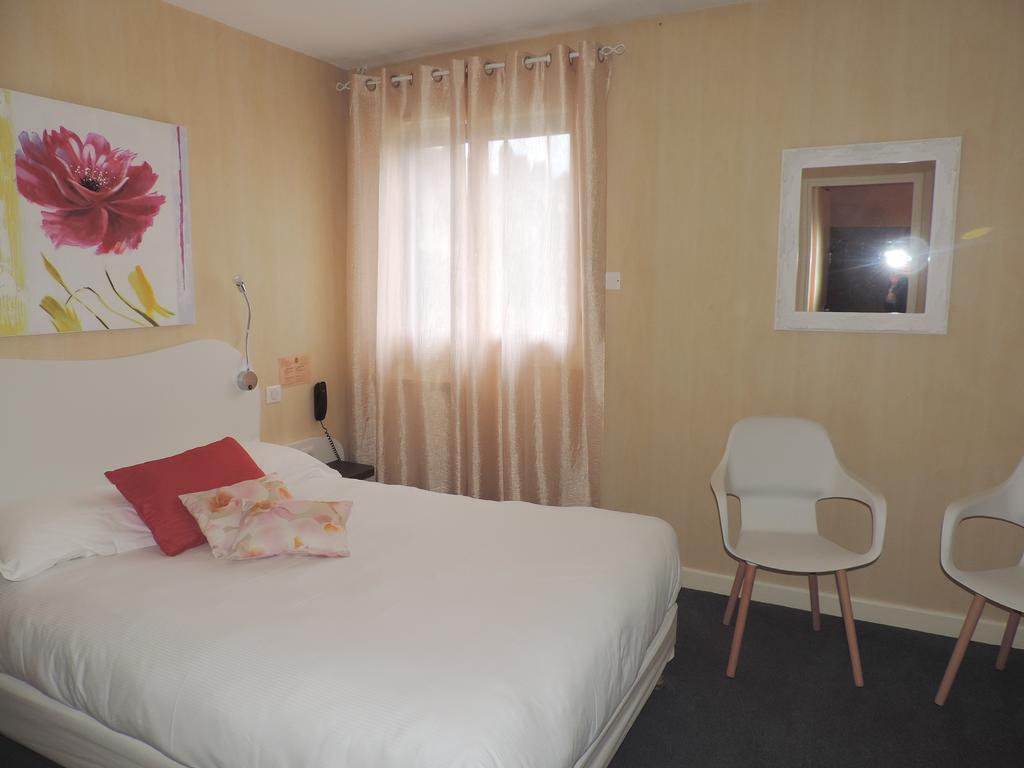 מוריאק Auv'Hotel מראה חיצוני תמונה